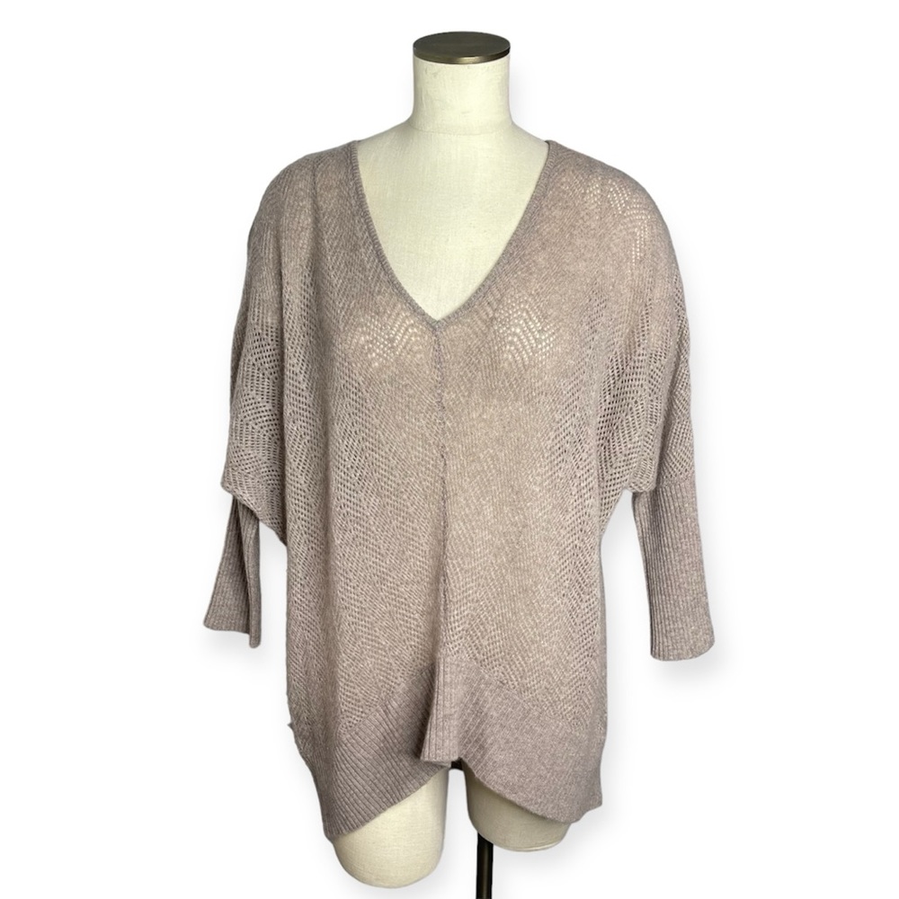 Quinn 100% Cashmere V Neck Dolman Sleeve Sweater Open Knit Size M/L Solid
